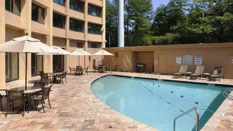 亚特兰大北德鲁伊山/埃默里区希尔顿逸林酒店 Druid Hills 外观 照片